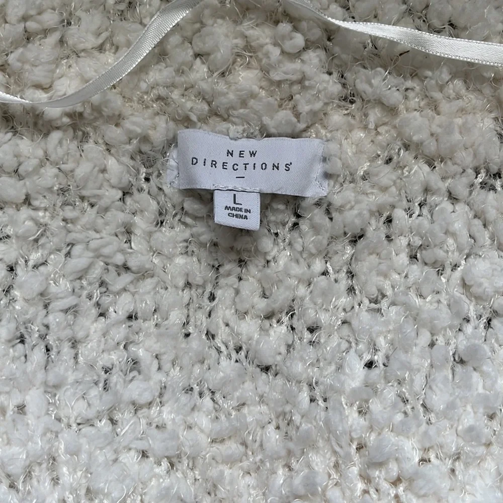 NEW DIRECTIONS Vest - Picture 10 of 11